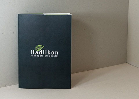 Reliure cartonnée avec couverture imprimée Hadlikon – Wohnpark am Bachtel