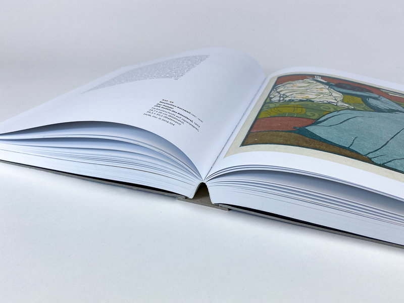 Open hardcover book with printed artwork Klimt und Freunde